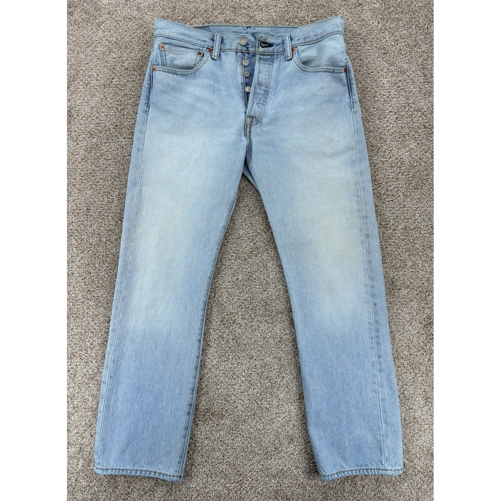 Levis 501 Original Fit Jeans Mens 33x30 Blue Light Wash Button Fly 100% Cotton